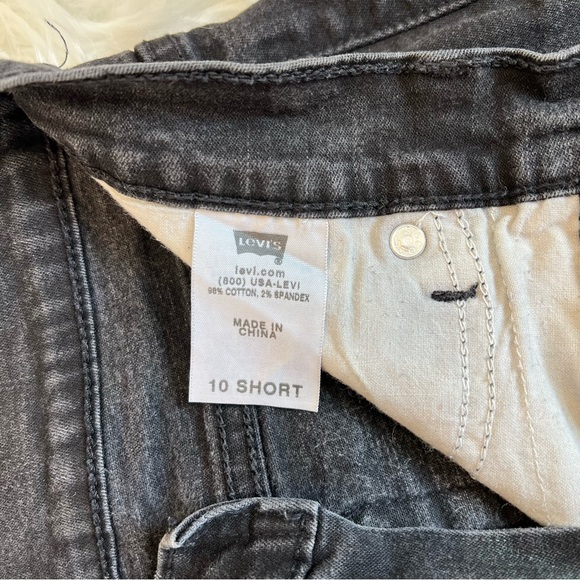 Levi's Perfectly Slimming Bootcut 512 Jeans - Picture 6 of 11